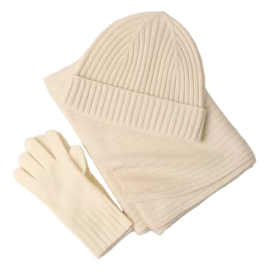 100% CASHMERE WINTERTIME ESSENTIALS